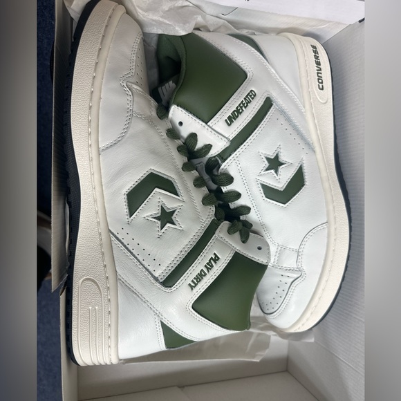 Undefeated Other - Undefeated Converse Weapons mid